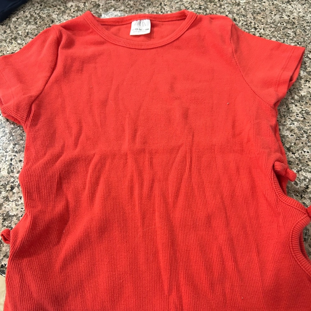 Zara tee red